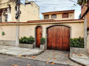 Casa · 573m² · 3 Quartos · 7 Vagas · Casa Alto Padrão em Posse, Nova Iguaçu/RJ