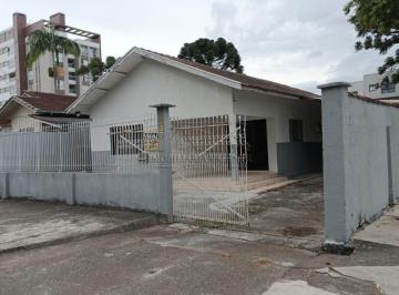 Casa · 108m² · 3 Quartos · 4 Vagas · Ótima casa localizada no bairro Santa Quitéria, te