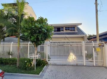 Casa · 389m² · 4 Quartos · 3 Vagas · Imperdível oportunidade: Casa à venda em Curitiba-