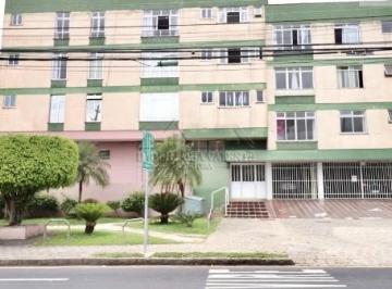 Apartamento · 95m² · 3 Quartos · 1 Vaga · Apartamento localizado no bairro Bacacheri, amplo