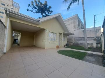 Casa · 322m² · 3 Quartos · 3 Vagas · Casa Espaçosa no Campo Comprido – Conforto e Local
