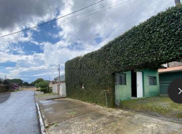 Casa · 109m² · 2 Quartos · 2 Vagas · Casa Aconchegante com Barracão Versátil: Ideal par
