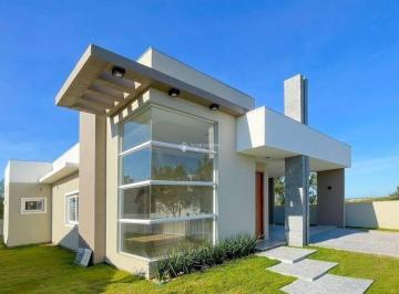 Casa · 150m² · 3 Quartos · Belíssima Casa com 150m², a uma quadra do mar no Bella Torres!