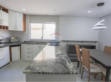 Foto 01 · Casa à venda em Votorantim-SP, Jardim São Pedro: 3 quartos, 2 salas, 2 banheiros, 200m² de área. Imp