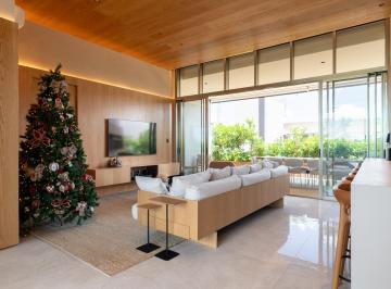 Apartamento de 3 quartos, Brasília · Projeto impecável da renomada arquiteta Valéria Gontijo, mobiliado para morar.
