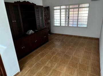 Casa · 200m² · 3 Quartos · 3 Vagas · Oportunidade - Casa  - Jardim Jacinto - Jacareí - 3 Dormitórios - 158m².
