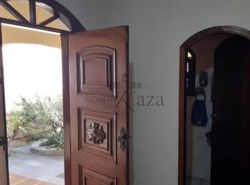 Casa · 6073m² · 4 Quartos · 6 Vagas · Oportunidade - Casa - Santa Cruz dos Lázaros - 4 Dormitórios - 751 m².