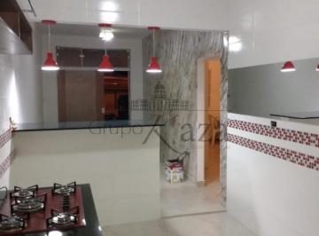 Casa · 132m² · 3 Quartos · 2 Vagas · Casa - Jacareí - Jardim do Portal - 3 Dormitórios - 80m².