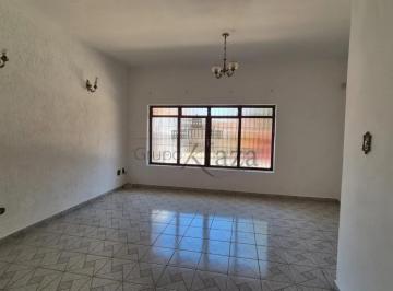 Casa · 218m² · 3 Quartos · 2 Vagas · Casa Sobrado - Centro - Jacareí  - 3 Dormitórios - 217m².