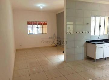 Casa · 150m² · 2 Quartos · 2 Vagas · Oportunidade - Casa - Jardim São Luiz - 2 Dormitórios - 80m².