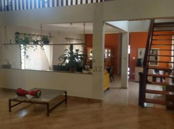 Casa · 461m² · 3 Quartos · 4 Vagas · Oportunidade - Casa - Jardim Terras de São João - 3 Dormitórios - 300m² - Estuda Permuta.