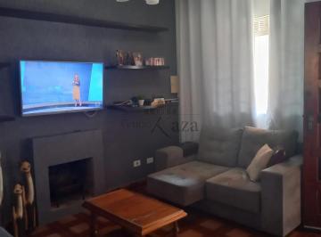 Casa · 250m² · 3 Quartos · 3 Vagas · Oportunidade - Casa - Jardim São Luiz - Jacareí - 3 Dormitórios - 165m².