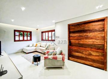 Casa · 420m² · 3 Quartos · 4 Vagas · Casa em Condomínio - Jardim Altos de Santana II - Residencial Villas de Santana - 3 Dormitórios - 25
