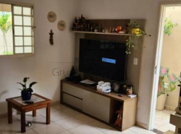 Casa · 142m² · 3 Quartos · 4 Vagas · Casa Sobrado em Jacareí