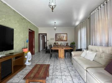 Casa · 295m² · 3 Quartos · 5 Vagas · Casa com 2 Pontos Comerciais - Jardim Nova Esperança - 291m² - 3 Dormitórios.