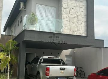 Casa · 212m² · 4 Quartos · 2 Vagas · Sobrado em condomínio - Jardim Jacinto - Jacareí - Condomínio Bosque dos Manacás - 160m² - 4 Dormitó