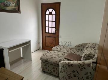 Casa · 178m² · 3 Quartos · 2 Vagas · Casa Sobrado - Parque Califórnia - 140m² - 3 Dormitórios.