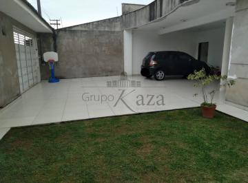 Casa · 569m² · 3 Quartos · 4 Vagas · Oportunidade - Casa Sobrado - Jardim Terras de São João - 3 Dormitórios - 385m².