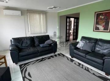 Casa · 198m² · 3 Quartos · 2 Vagas · Casa Sobrado - Centro - Jacareí - 3 Dormitórios - 167m².