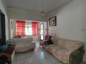 Casa · 252m² · 2 Quartos · 1 Vaga · Oportunidade - Casa - Jacareí - Jardim Bela Vista - 2 Dormitórios - 161m².