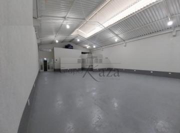 Comercial · 226m² · 4 Vagas · Galpão Comercial - Jardim América 227 m². Próximo do SENAI