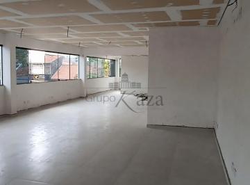 Comercial · 158m² · 5 Vagas · Ponto Comercial - Centro - Jacareí - 158m²