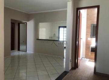 Casa · 140m² · 2 Quartos · 5 Vagas · Casa - Parque dos Príncipes - 2 Dormitórios - 80m².