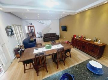 Casa · 175m² · 3 Quartos · 2 Vagas · Casa Sobrado - Jacareí  - Parque dos Sinos - 3 Suítes - 202m².