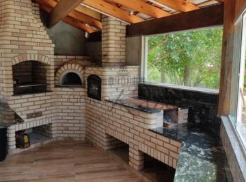 Rural · 250m² · 4 Quartos · 10 Vagas · Rural Chácara em Caçapava
