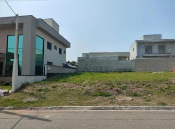 Terreno · 250m² · Oportunidade - Terreno em Condomínio - Reserva Aruanã - Loteamento Floresta - 250m²