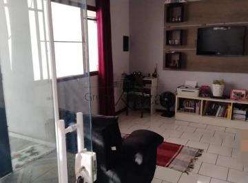 Casa · 138m² · 3 Quartos · 2 Vagas · Oportunidade - Casa Sobrado - Jardim Nova Florida - 3 Dormitórios - 100m².