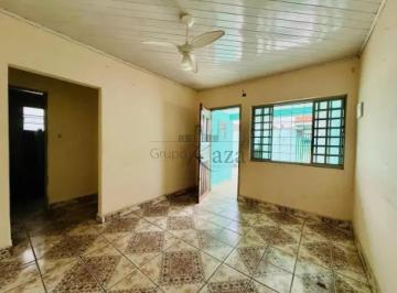 Casa · 329m² · 5 Quartos · 5 Vagas · Oportunidade - Casa Térrea - Jardim Aeroporto - 3 Dormitórios - 80m².