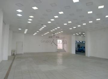 Comercial · 300m² · 1 Quarto · Oportunidade - Ponto Comercial - Centro - 300m².