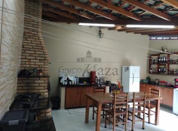 Casa · 150m² · 3 Quartos · 2 Vagas · Casa Sobrado em São José dos Campos