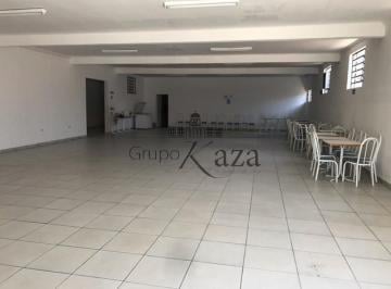Comercial · 420m² · 4 Vagas · Comercial Galpão em São José dos Campos