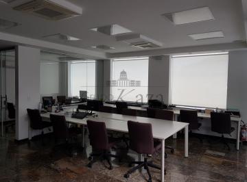 Comercial · 360m² · 6 Vagas · Oportunidade - Prédio Comercial - Jardim Apolo I - 360m².