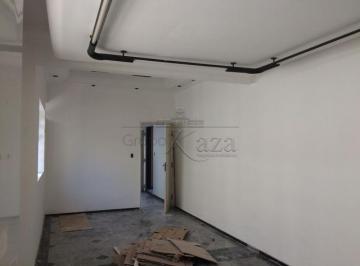 Comercial · 90m² · 4 Vagas · Casa Comercial - Centro - 2 Dormitórios - 350 m²