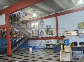 Comercial · 700m² · 6 Vagas · Oportunidade - Prédio Comercial - Jardim Bela Vista - 620m²