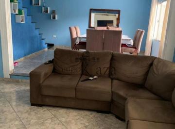Casa · 245m² · 5 Quartos · 5 Vagas · Casa Sobrado - Vila Tesouro - 245m² - 5 Dormitórios.