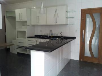 Casa · 100m² · 3 Quartos · 2 Vagas · Oportunidade - Casa  - Jardim Ismênia - 3 Dormitórios - 100m².