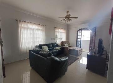 Casa · 250m² · 3 Quartos · 4 Vagas · Oportunidade - Casa Sobrado - Bosque dos Eucaliptos - 3 Dormitórios - 180m².