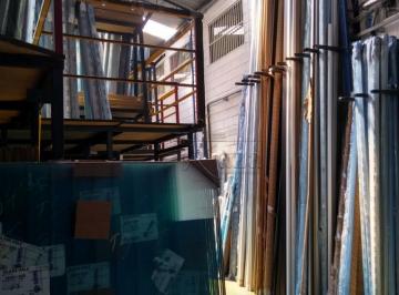 Comercial · 250m² · Comercial Galpão em São José dos Campos