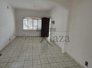 Comercial · 250m² · 1 Quarto · 3 Vagas · Oportunidade - Casa Comercial - Bosque dos Eucaliptos - 1 Dormitório - 180m².