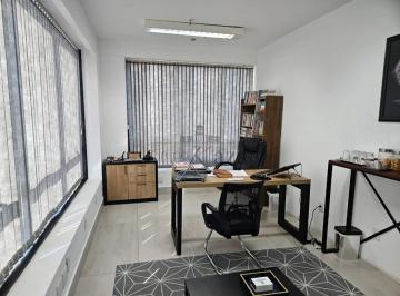 Comercial · 193m² · 4 Vagas · Oportunidade - Sala Comercial - Condomínio Edifício Crystal Center - 193m².