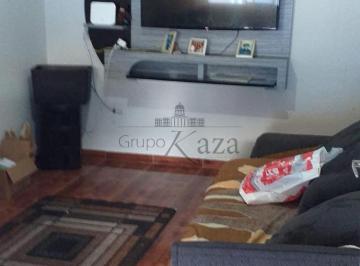 Casa · 250m² · 3 Quartos · 2 Vagas · Casa Térrea - Jardim Castanheira  - 3 Dormitórios - 250m².