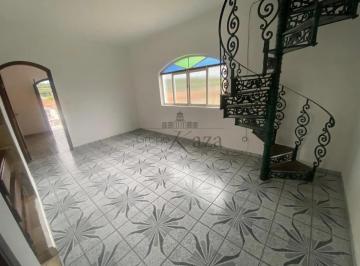 Casa · 294m² · 3 Quartos · 3 Vagas · Oportunidade - Casa - Jardim Souto - 3 Dormitórios - 250m².