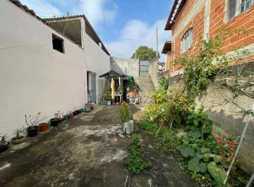 Apartamento de 2 quartos, Jacareí · Casa Com Edicula - No bairro Jardim Paraíso