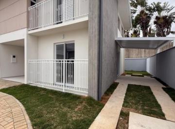 Casa de 3 quartos, Votorantim · Sobrado 3 dormitórios (1 suíte) com Garagem Coberta no Cond. Villa Flora