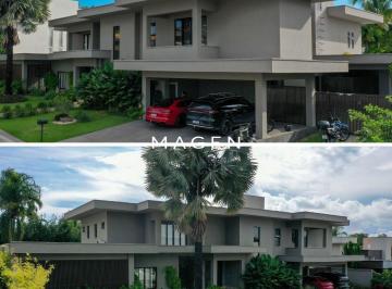 Casa · 670m² · 4 Quartos · 4 Vagas · Casa de alto padrão no Condomínio Jardins Paris – lote de 1.400 m², área construída de 670 m², com 4