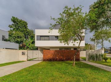 Casa · 163m² · 3 Quartos · 2 Vagas · Casa no Valli Del Pasubio |||, 03 Suítes, 02 Vagas, Terraço com churrasqueira, Santa Felicidade, Cur